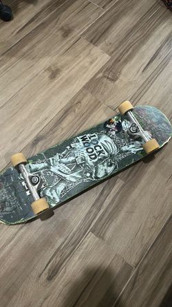 Complete Skateboard