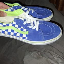 vans size 10.5 shoes 60 dollar each 