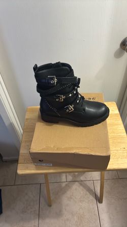 Women's boots
