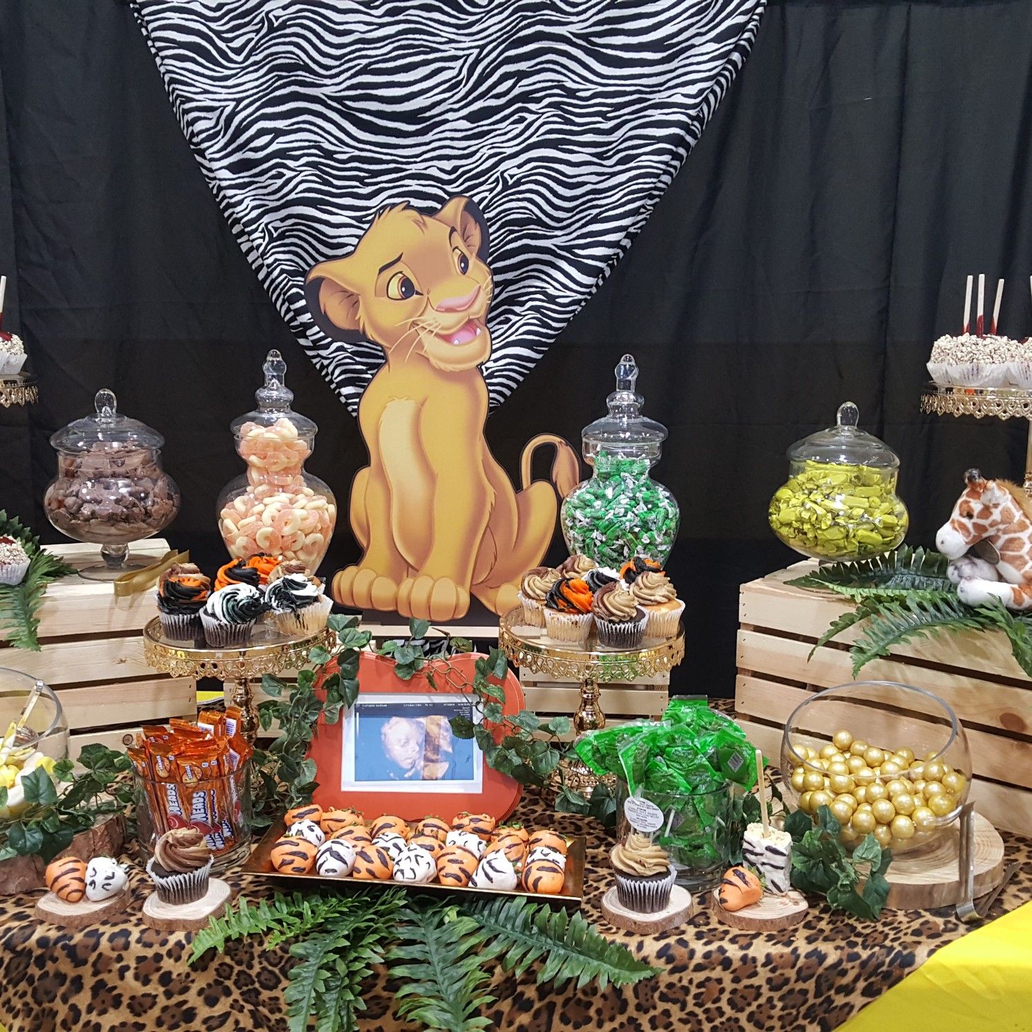 Lion king candy table package