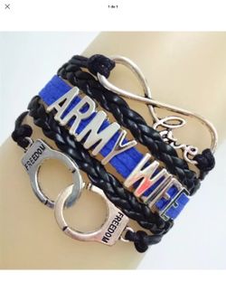 Leather bracelet