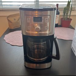 Cuisinart 14-Cup Programmable Coffee Maker