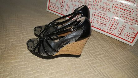 Authentic coach wedges only