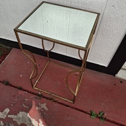 Mesa Buenas Condisiones Presio Firme 