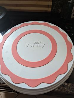 Turntable for cakes