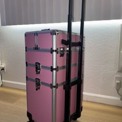 Nail case on wheels