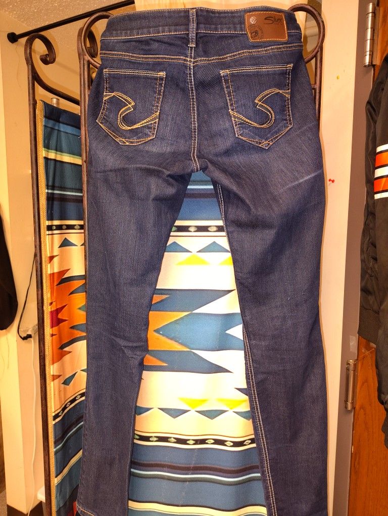 Silver Jeans Women's Size 28
