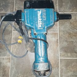  Makita Jack Hammer 