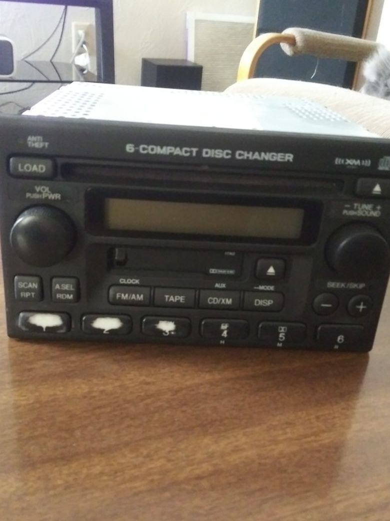 6disc Cd Player/Radio/Cassette