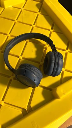 jBL wireless headphones