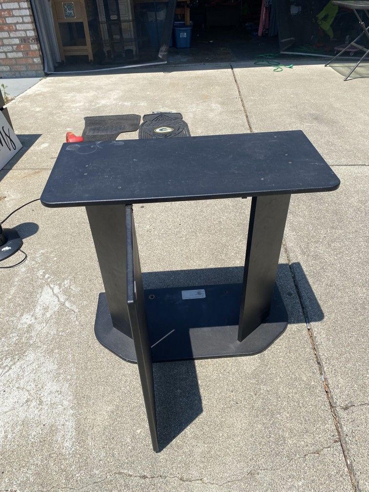 TV stand
28”T x 31”W x 14”D