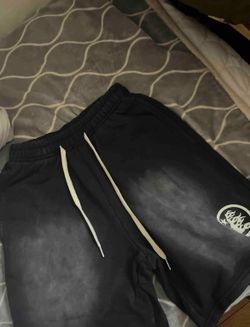 BLACK HELLSTAR SHORTS