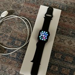 APPLE Watch Series 6 40mm