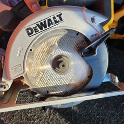Dewalt Saw Saw Dewalt Saw Brushless 20 V With Battery 