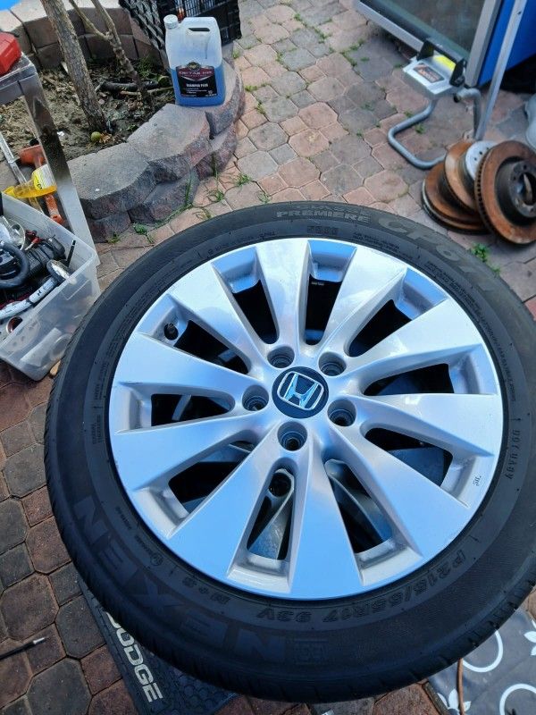 Juego De RRINES PARA CARROS HONDAS ACORP CIVIC CRV YANTAS BUENAS MEDIDA 17