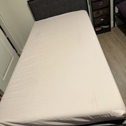 2 Twin Bed Frames