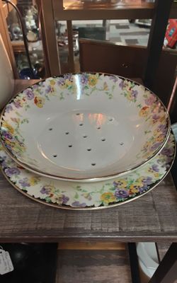 Royal Doulton Strainer Berry Bowl- Located in Shelton