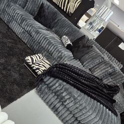 ✨️XL Sectional Sofas✨️ Furniture Queen Bedrooms, Dining Avail