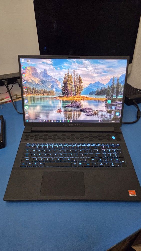 Alienware M18 R1 Amd Advantage 