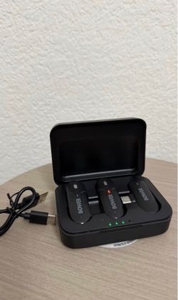 Bower 2-Person Wireless Lavalier Microphone System with Charging Case for USB-C