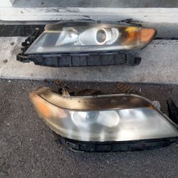 2013-2015 Honda Accord Coupe 2 Doors Headlights (Halogen Bulbs) Oem.