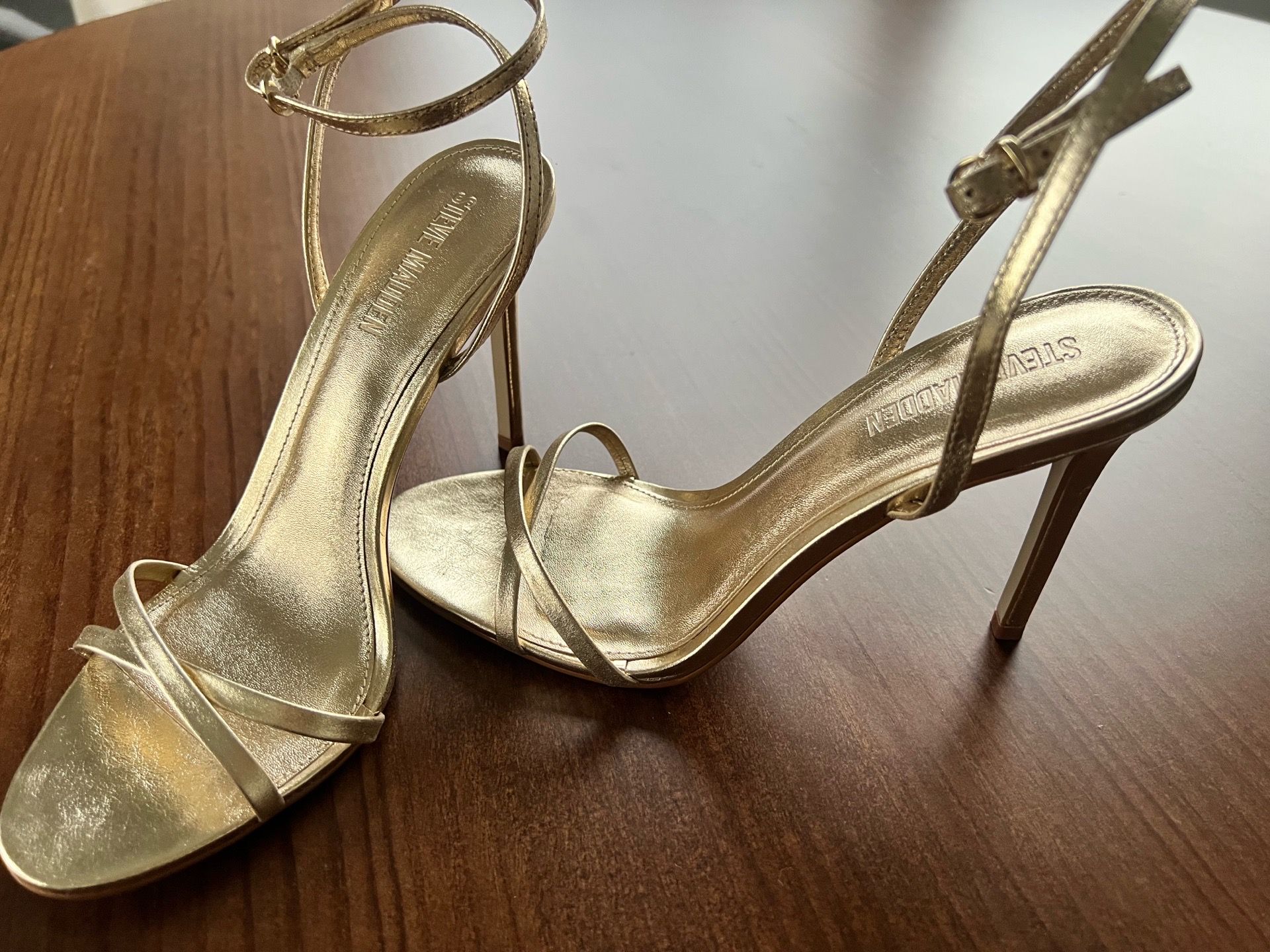 Steve Madden gold leather heels
