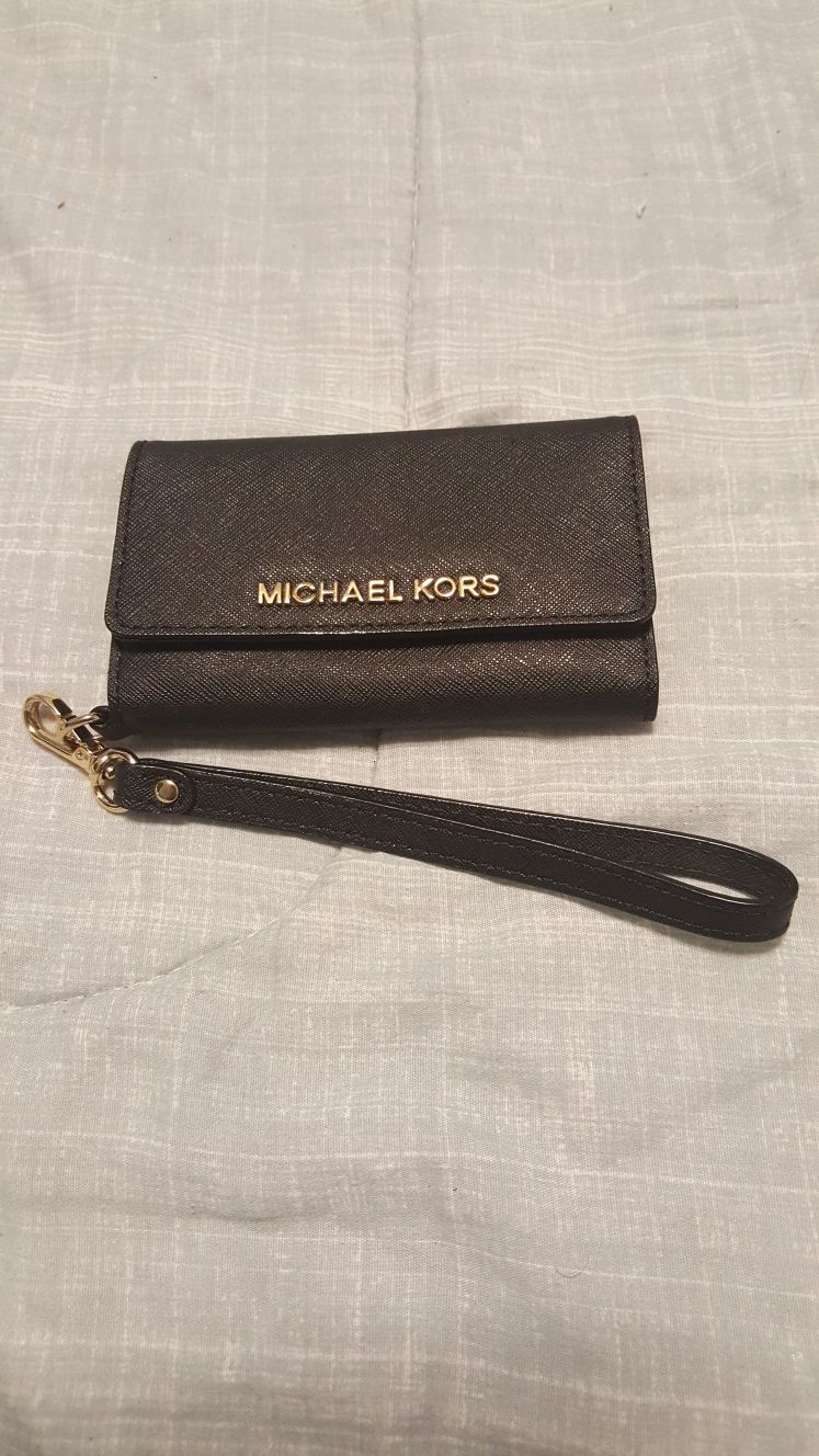 Michael Kors iphone 5 wallet case.