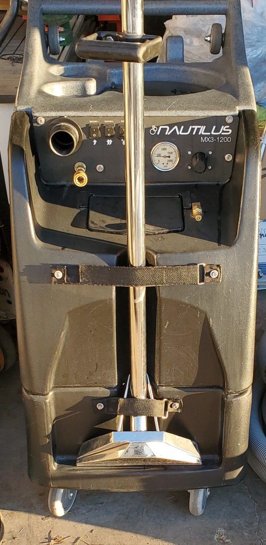 Hydro Force Nautilus 1200 Carpet Cleaner for Sale in Las Vegas, NV