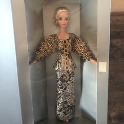 1995 Christian Dior Barbie Limited Edition In Box  