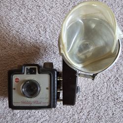 Vintage Kodak Brownie Holiday Flash -1950s