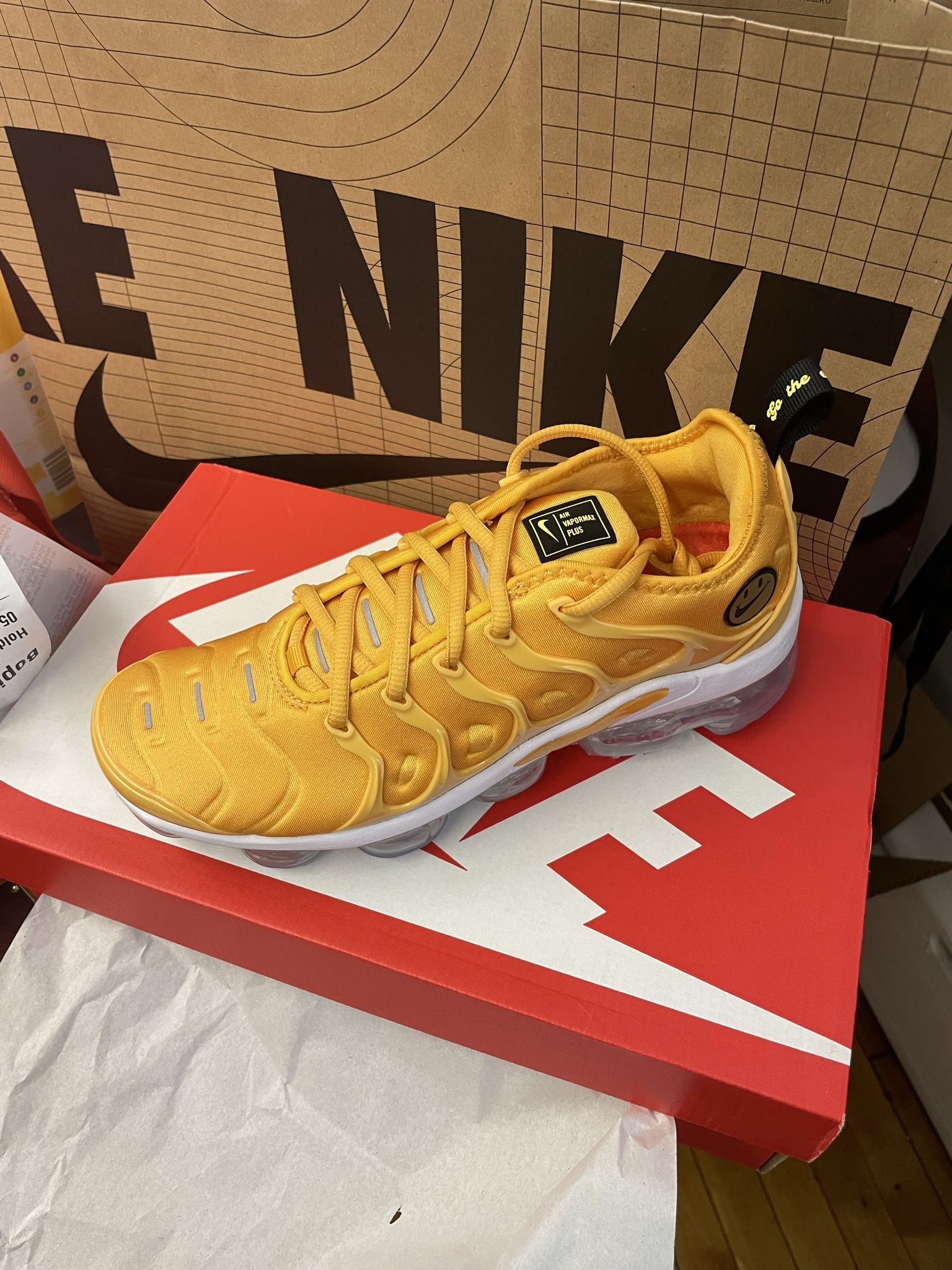 Women’s Nike VaporMax Pollen Size 7.5