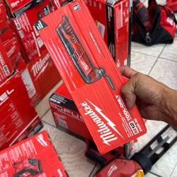 Milwaukee M12 Multi tool