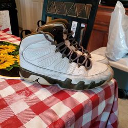 Nike Air Jordan 9
