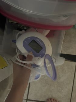 Breast Pump 