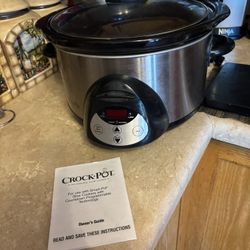 Nice Crock Pot Slow Cooker 