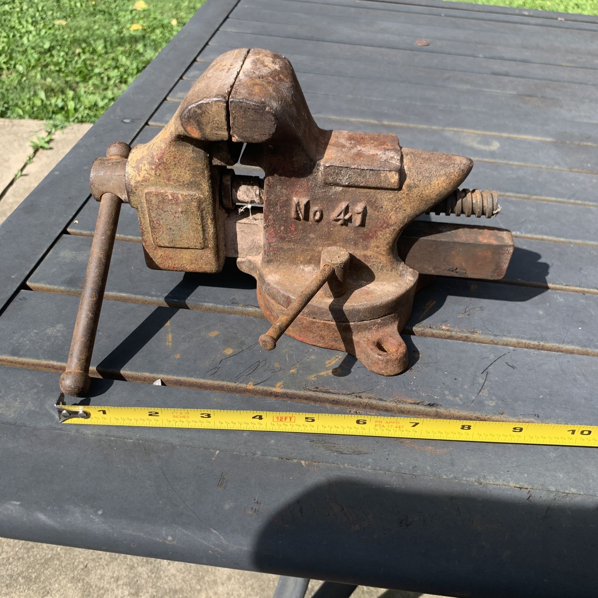 Vintage Bench Vise No 41 w/ small anvil, 3” jaw, Antique