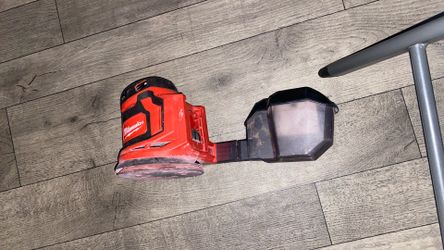 MILWAUKEE M185 In. Cordless Random Orbit Sander