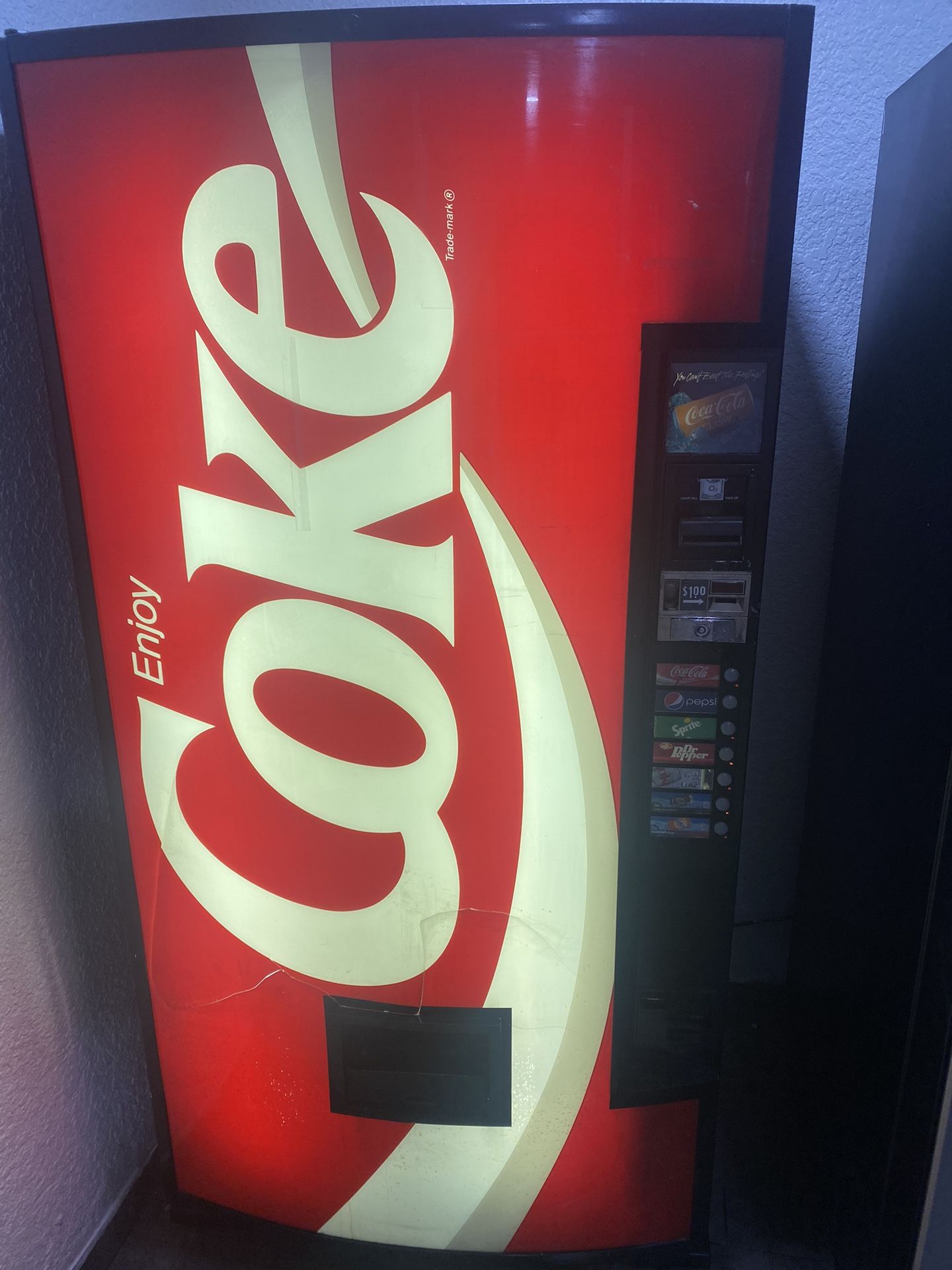 Coca Cola Soda Machine Perfect Working Cond