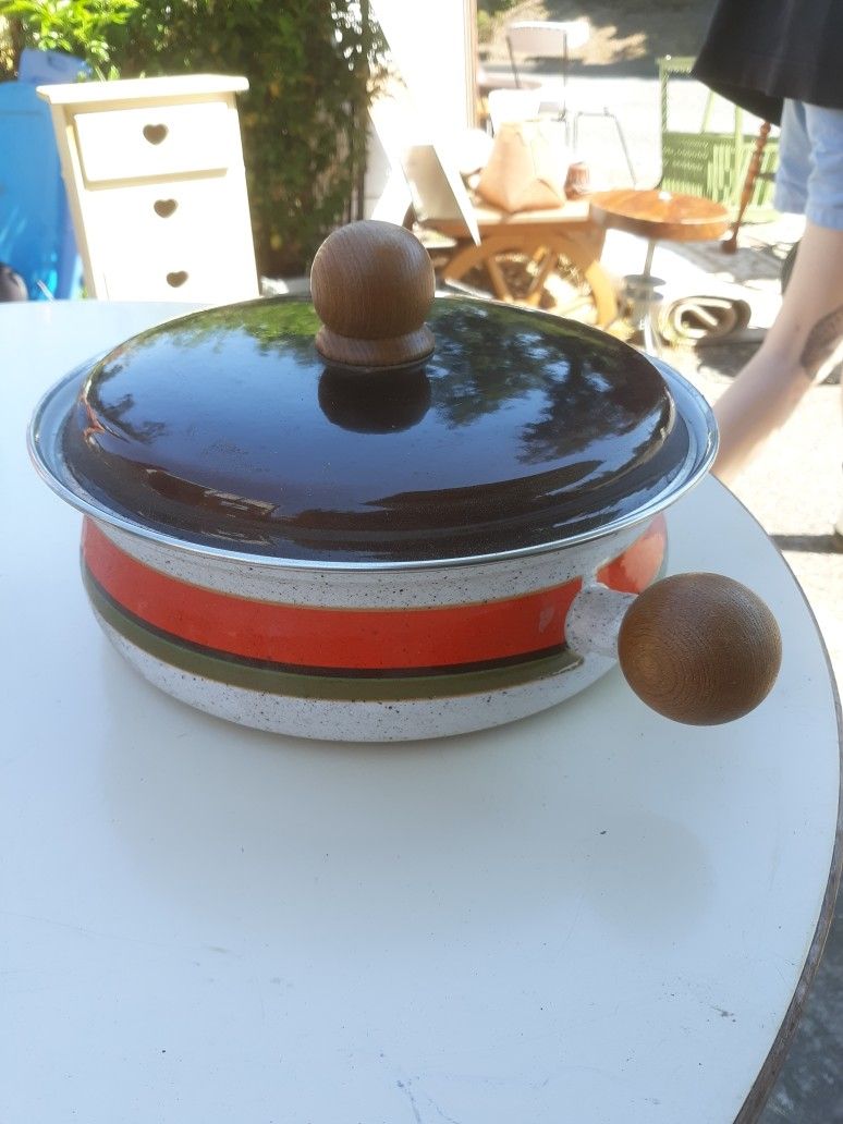 Vintage Enamel Fondue Samovar Fudge Cheese Vintage Atomic