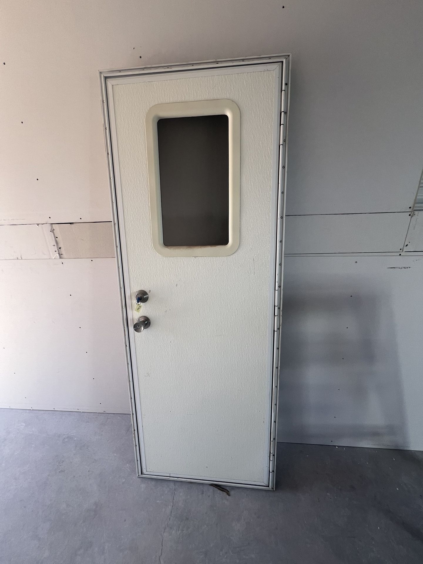 Móvil Home Door
