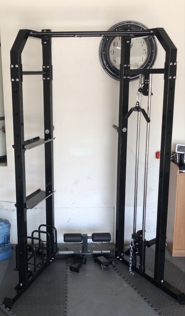 Squat power rack for Sale in Buena Park, CA - OfferUp