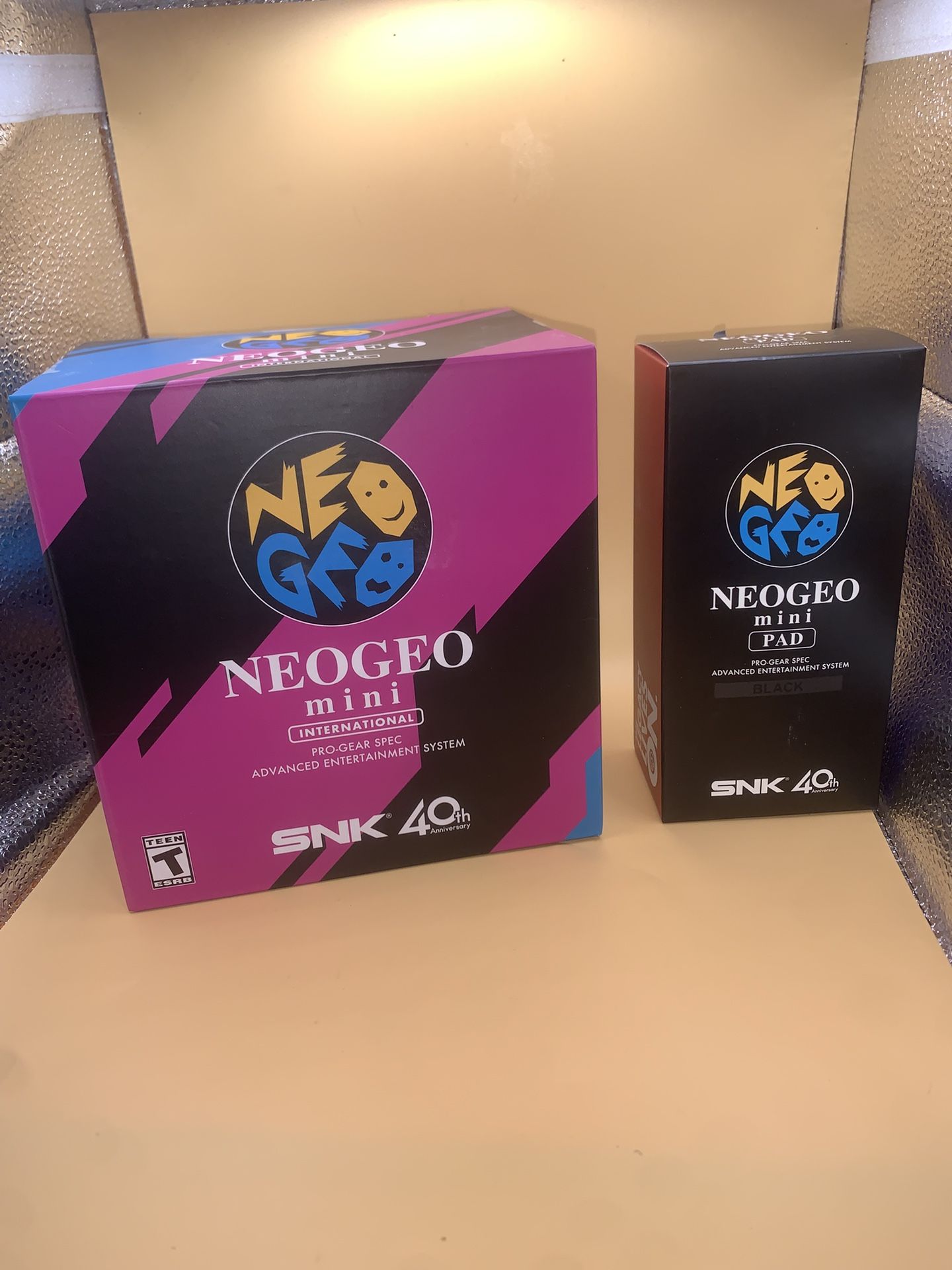 Neo Geo Mini 40th Bundle 