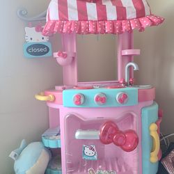 Hello kitty kitchen