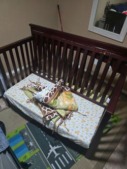 Baby crib + Mattress
