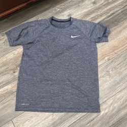 Nike Dry Fit Shirt Size M Teen