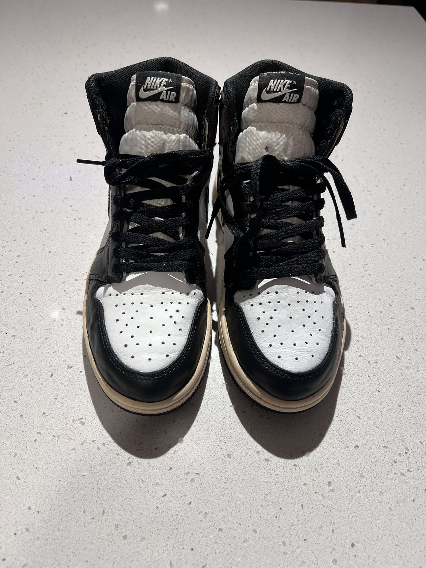 NIKE JORDAN 1 MOCHA