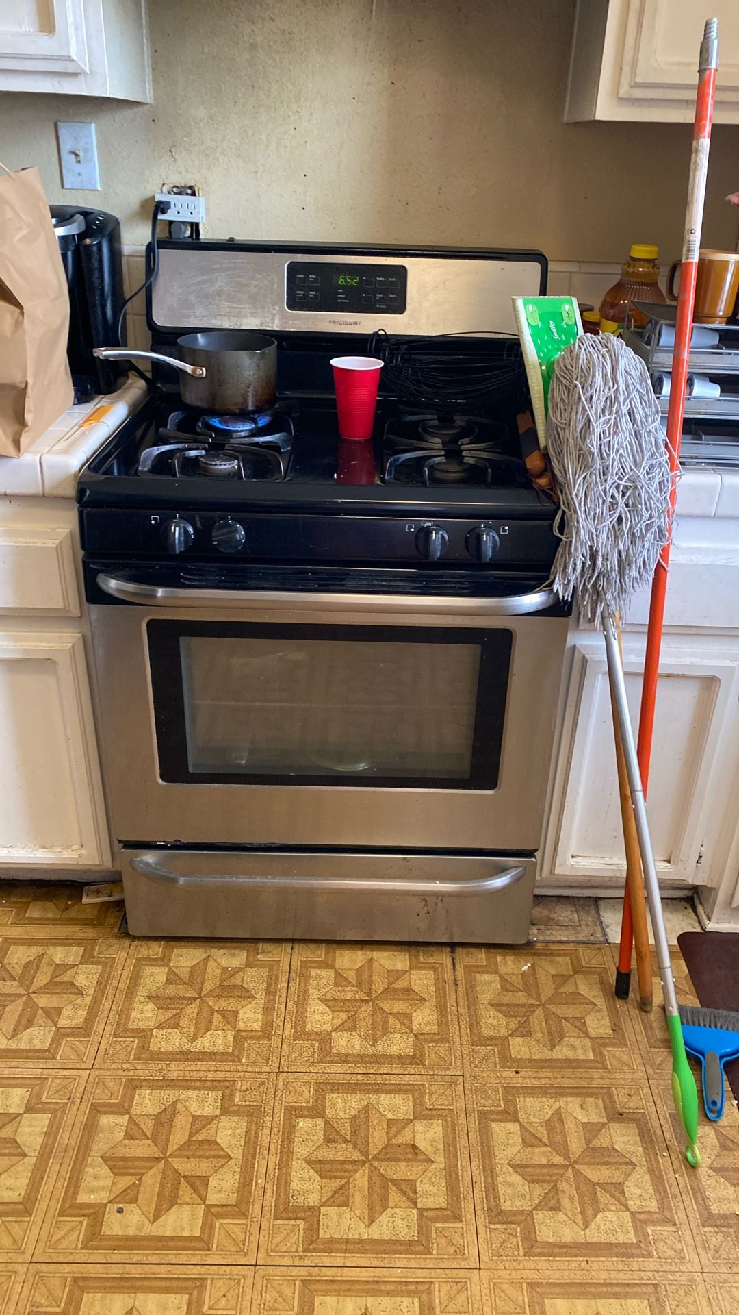 Free Stove Must Pick Up