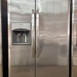 Frigidaire Side By Side Refrigerator {33 By 69}