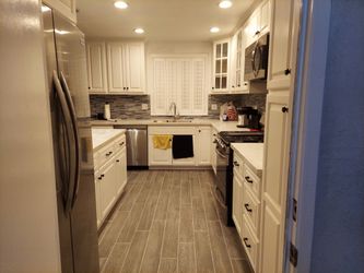 KITCHEN CABINETS, KITCHEN CABINETS AND COUNTERTOPS