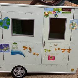 American Girl Lanie’s Camper